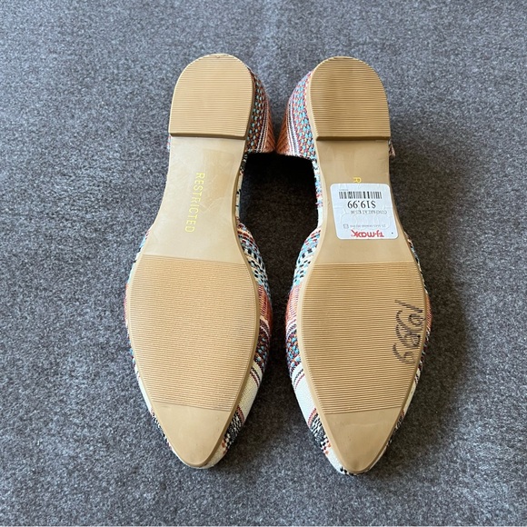 Restricted Boho-Style Flats - Picture 8 of 10